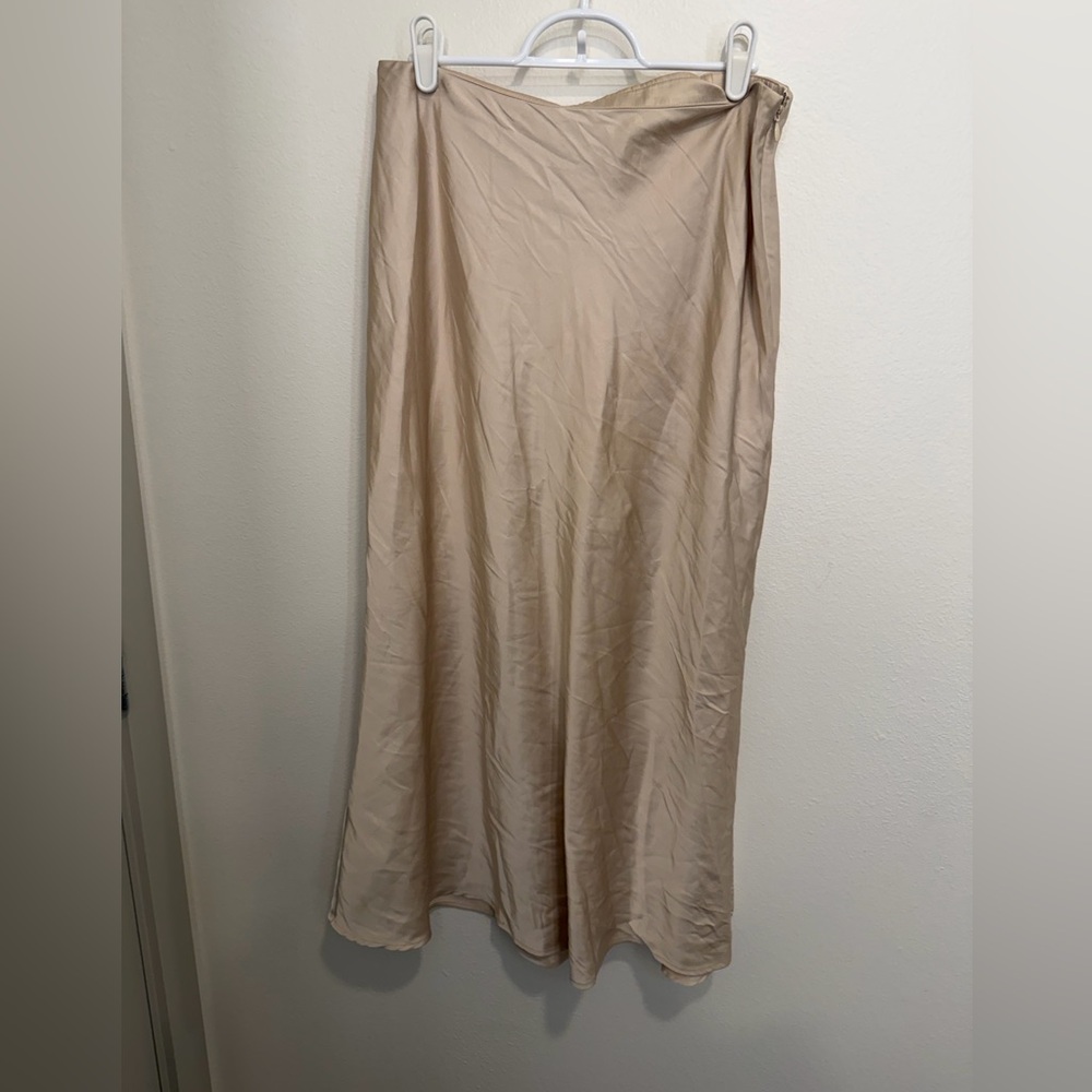Abercrombie & Fitch gold Maxi Skirt